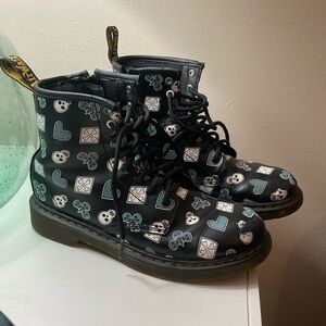Dr. Marten’s 1460 skull and playing cards boots
